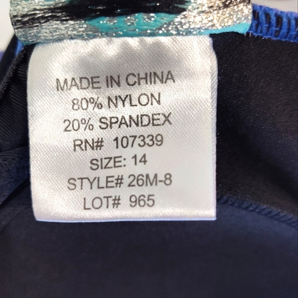 Sea & Sand Women's Purple Swimsuit Size (14) - Picture 7 of 16